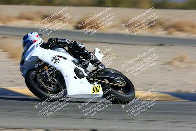 media/Jan-08-2022-SoCal Trackdays (Sat) [[1ec2777125]]/Turn 4 (1145am)/